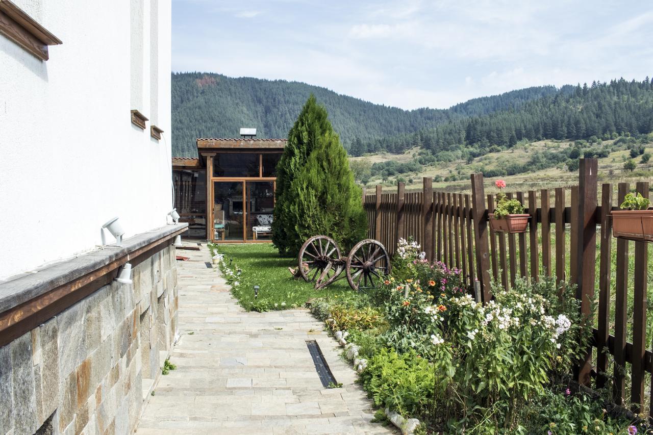 Boutique Hotel The White Pine Samokov Exteriér fotografie